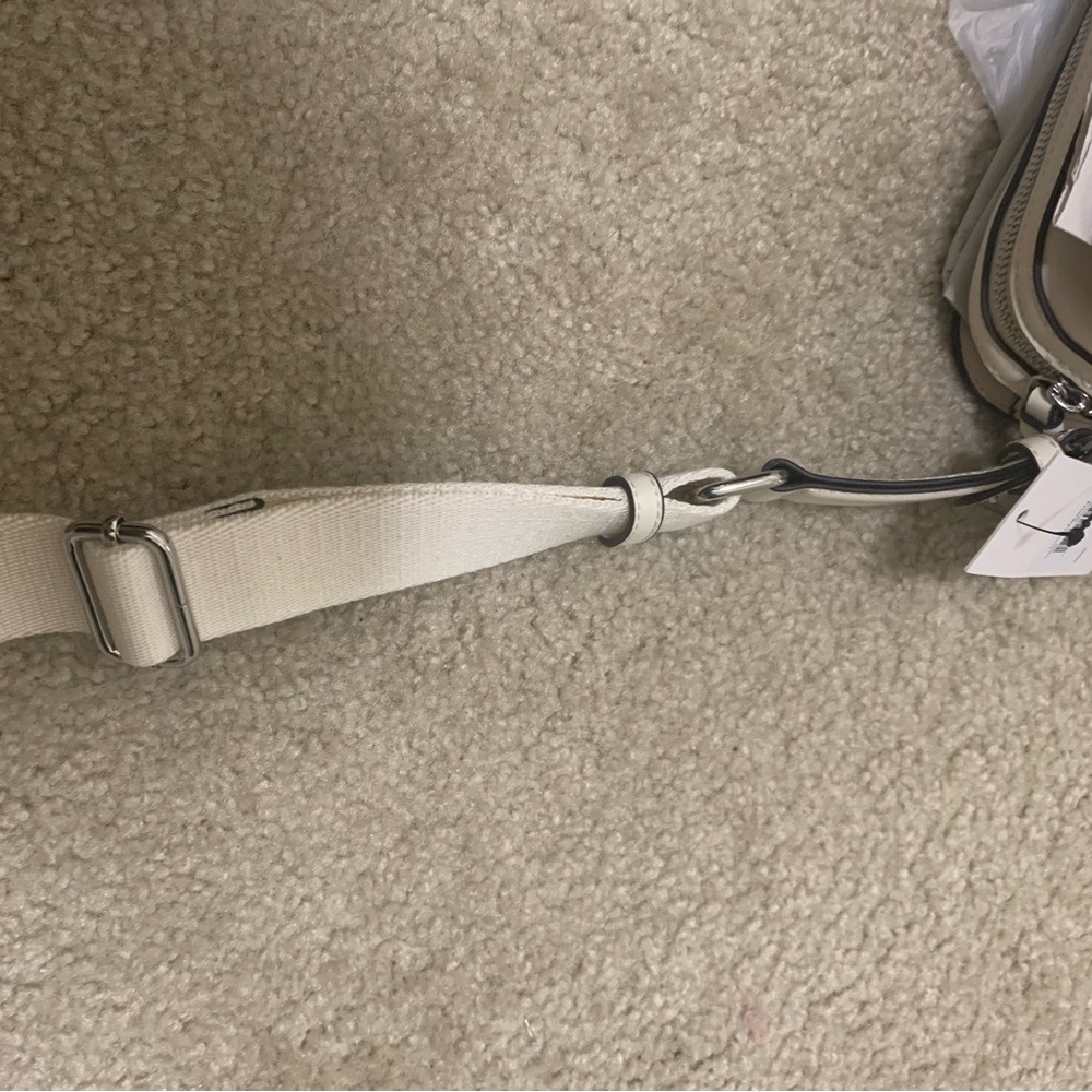 Calvin Klein Beige and White Crossbody Bag - Picture 8 of 9